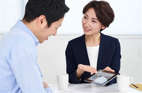 生保レディが「枕営業」 顧客と性的関係をもったら。